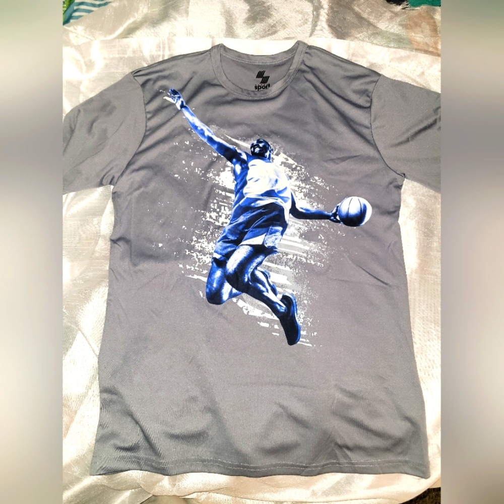 Gray Graphic T-Shirt with Blue Print Sz XXL/TTG 16